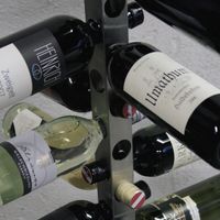 Wine rack outer corner variant